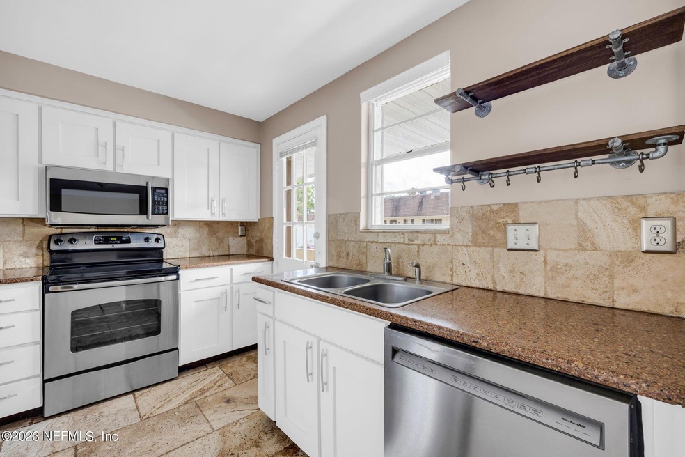 7347 El Barco Rd unit 6, Jacksonville, FL 32216 - photo 1