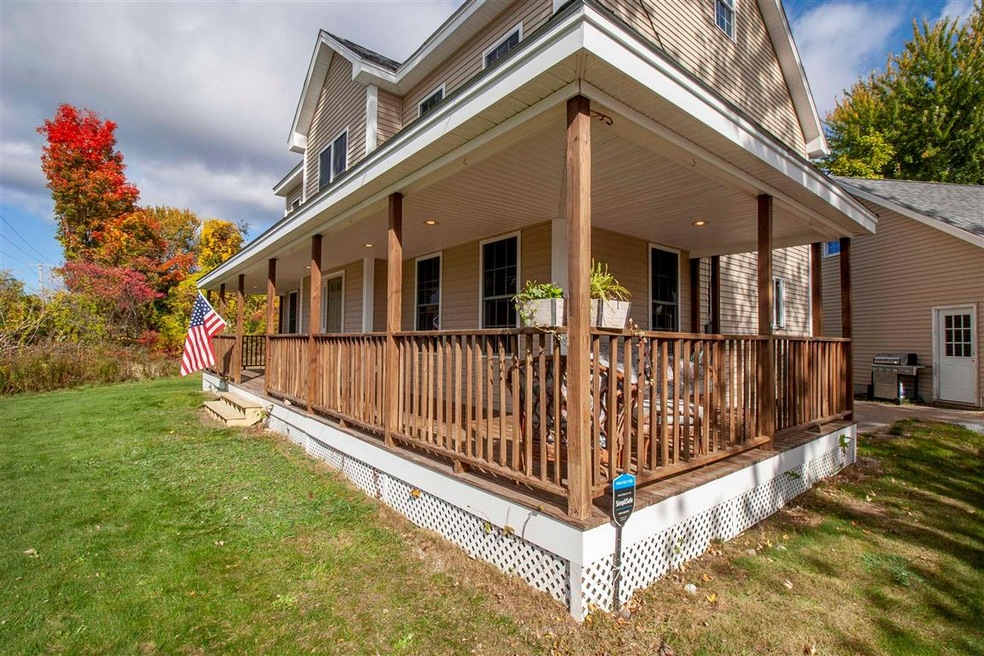 417 Pembroke St, Pembroke, NH 03275 - photo 1