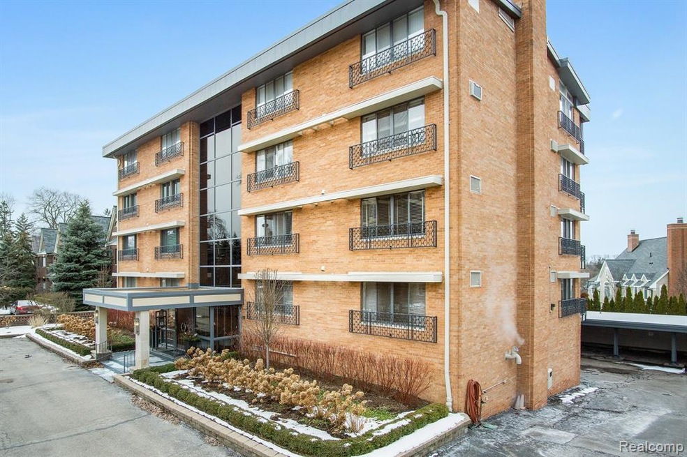 Exterior - Southfield Rd and Townsend St