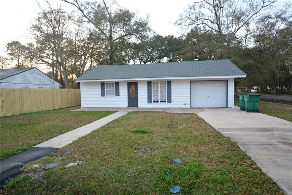 3207 Effie St, Slidell, LA 70458 - photo 1