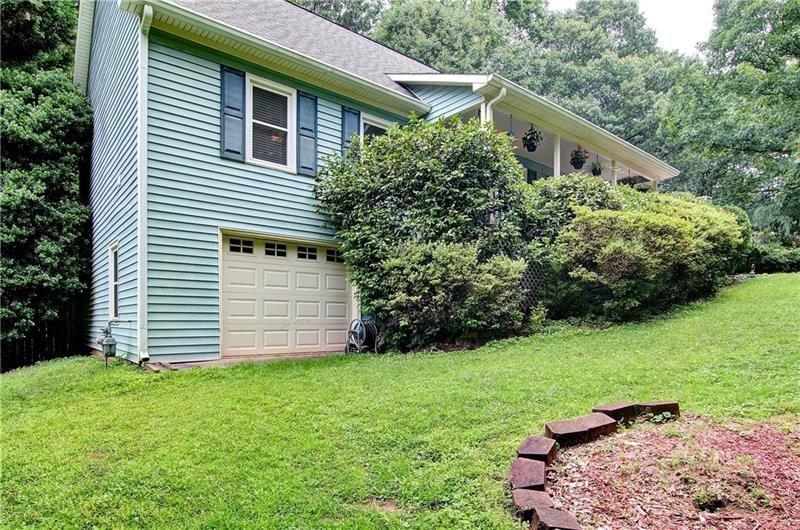 79 Picketts Forge Dr E, Acworth, GA 30101 - photo 1