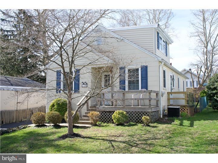 208 Cedar Rd, Wallingford, PA 19086 - photo 1