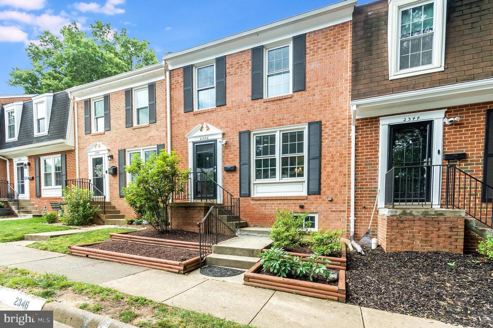 2346 Horseferry Ct, Reston, VA 20191 - photo 1