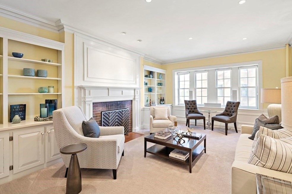 986 Memorial Dr unit 304, Cambridge, MA 02138 - photo 1