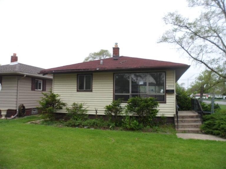 2000 Mckinley St, Gary, IN 46404 - photo 1