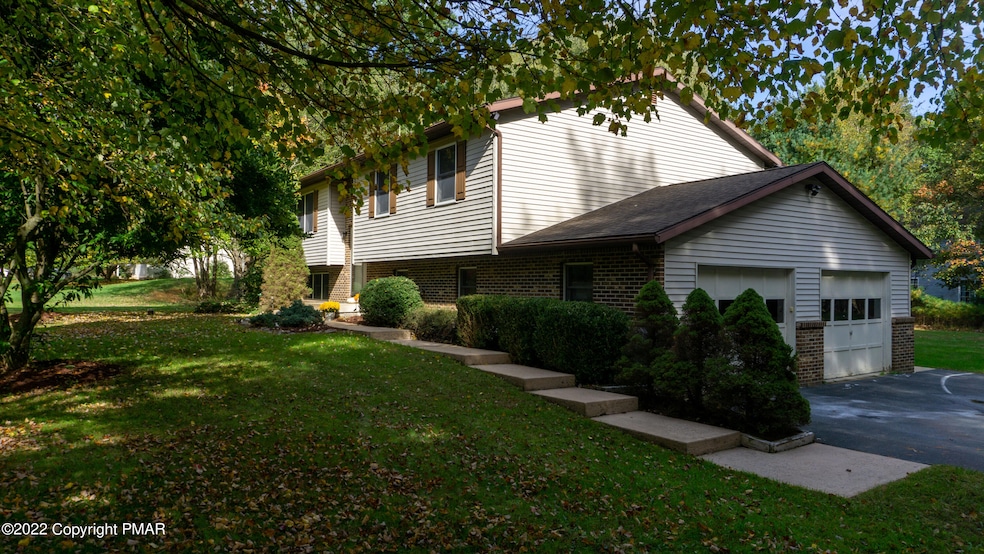 668 Dotters Corner Rd, Kunkletown, PA 18058 - photo 1