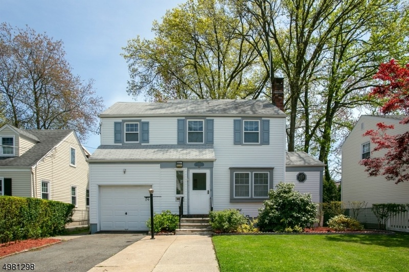 84 Renner Ave, Bloomfield, NJ 07003 - photo 1