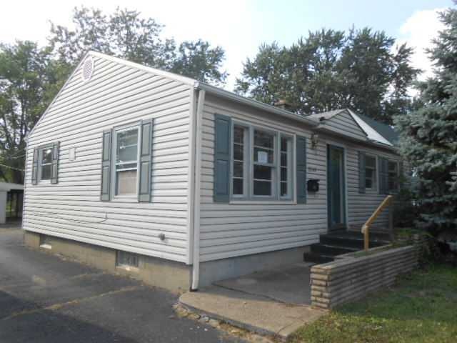 3549 Karl Rd, Columbus, OH 43224 - photo 1