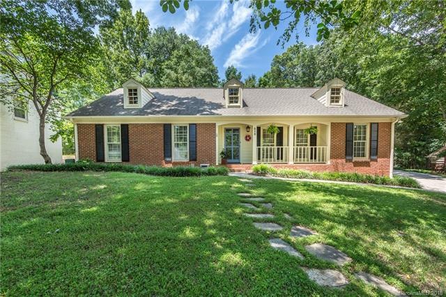 Welcome home! 313 Foxfield Lane, Matthews, NC 2810