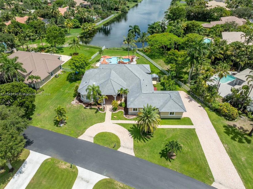 13152 SW 21st Place, Davie, FL 33325 - photo 1