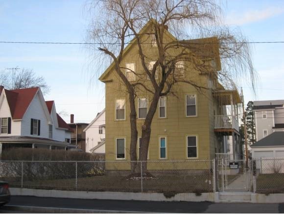 393 Hevey St unit 1, Manchester, NH 03102 - photo 1