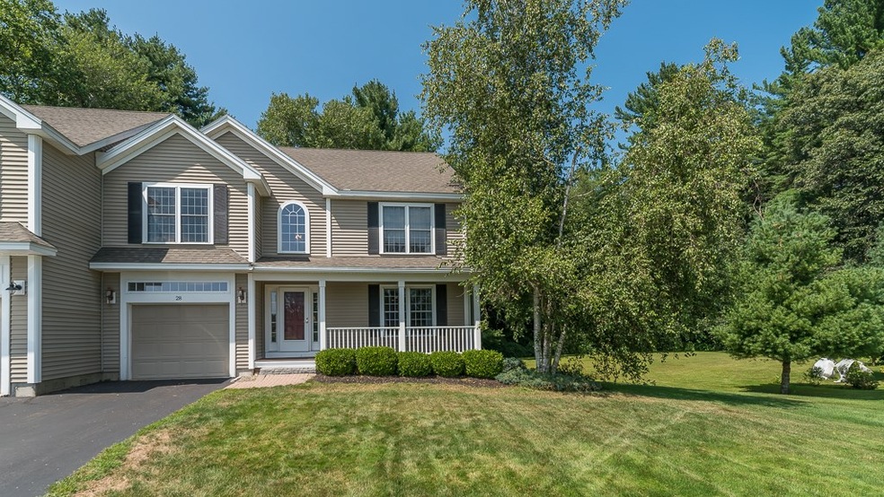 28 Pineo Farms Rd, Seabrook, NH 03874 - photo 1