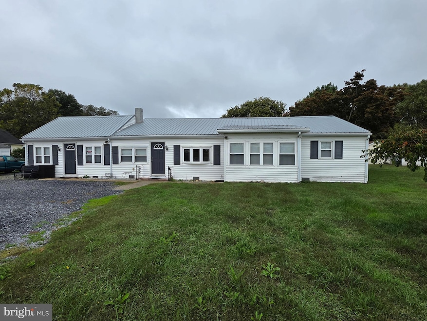 2318 Forrest Ave, Dover, DE 19904 - photo 1