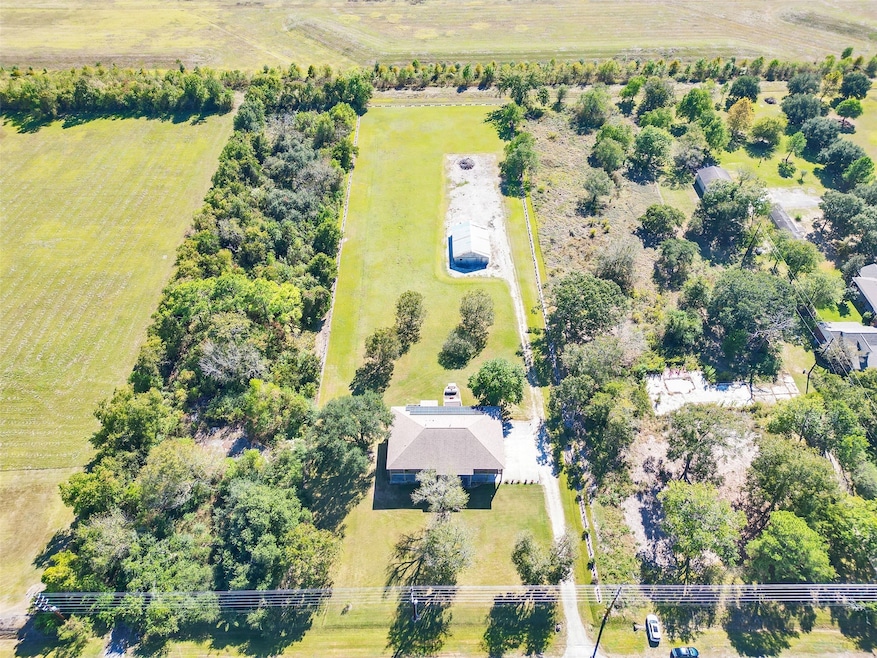 7502 E Wallisville Rd, Baytown, TX 77521 - photo 1