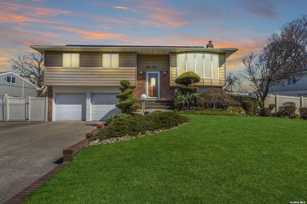 Sold $710,000 • Co-Listing Agent