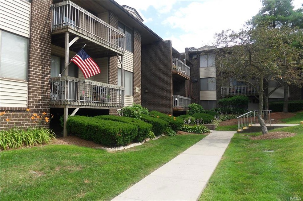 247 Country Club Ln, Pomona, NY 10970 - photo 1