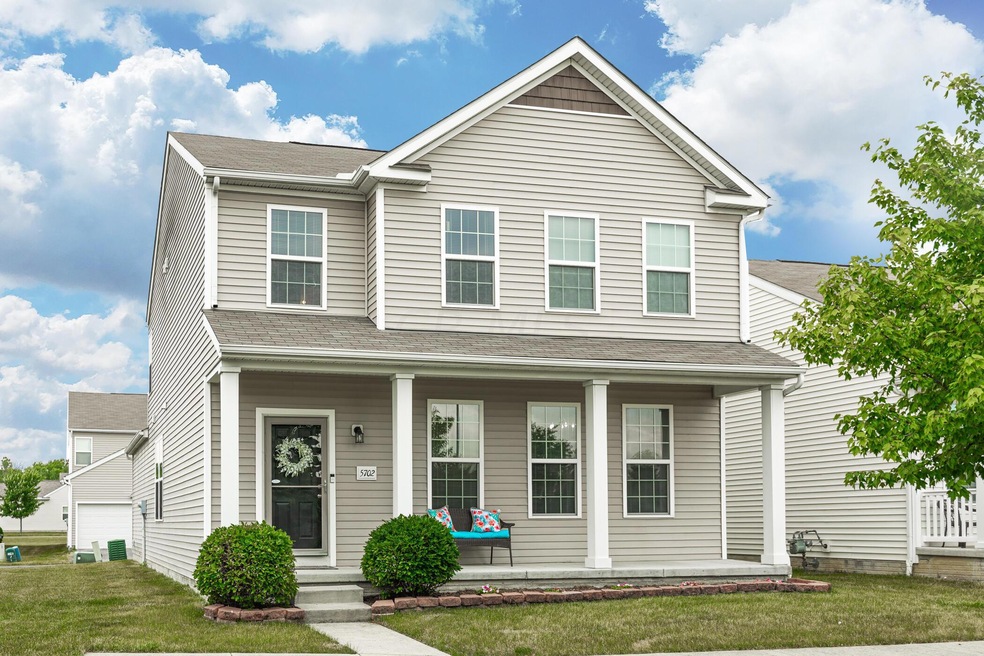 5702 Alliance Way 002