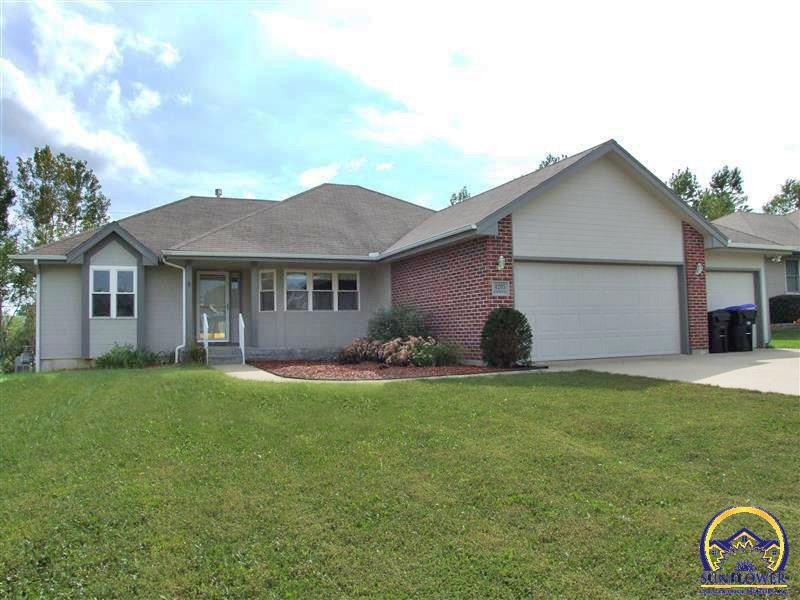 4205 SW Moundview Dr, Topeka, KS 66610 - photo 1