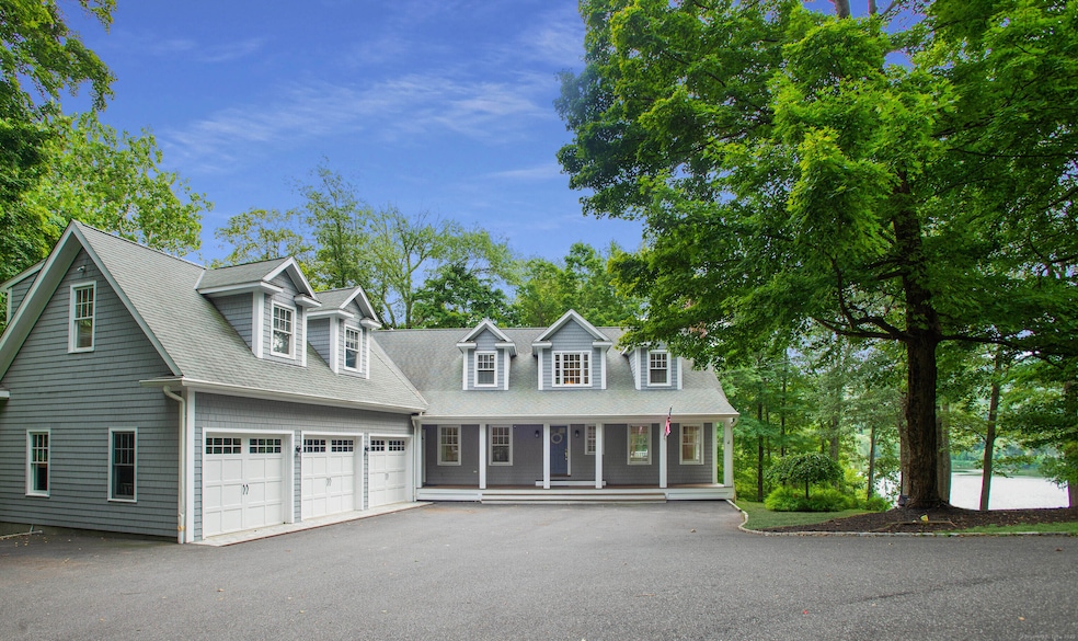 For Sale $1,895,000 • Co-Listing Agent