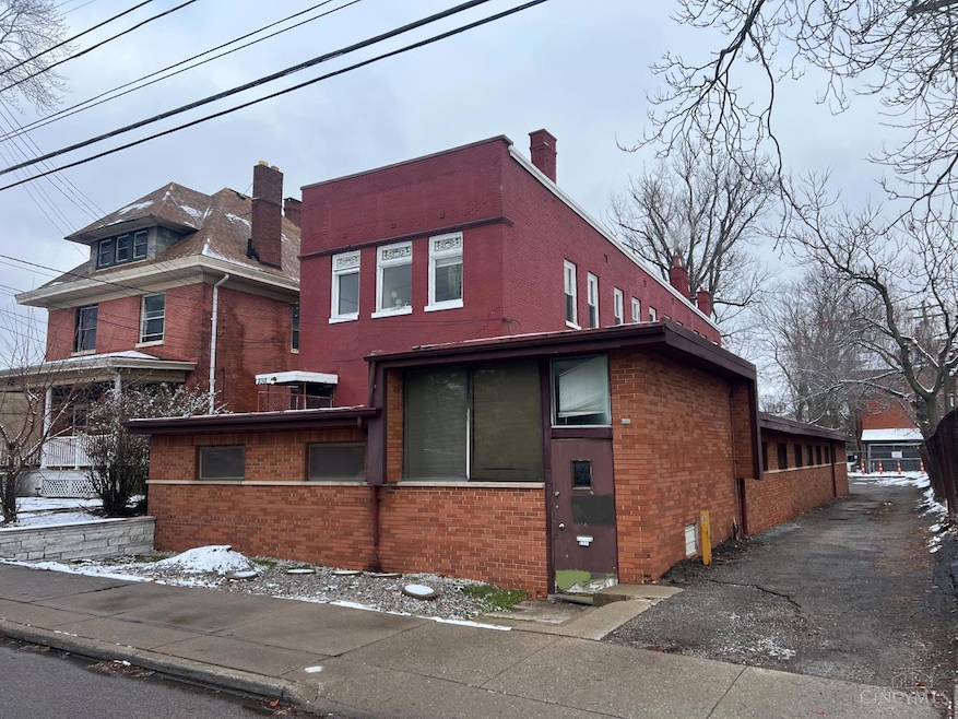 3012 Burnet Ave, Cincinnati, OH 45219 - photo 1