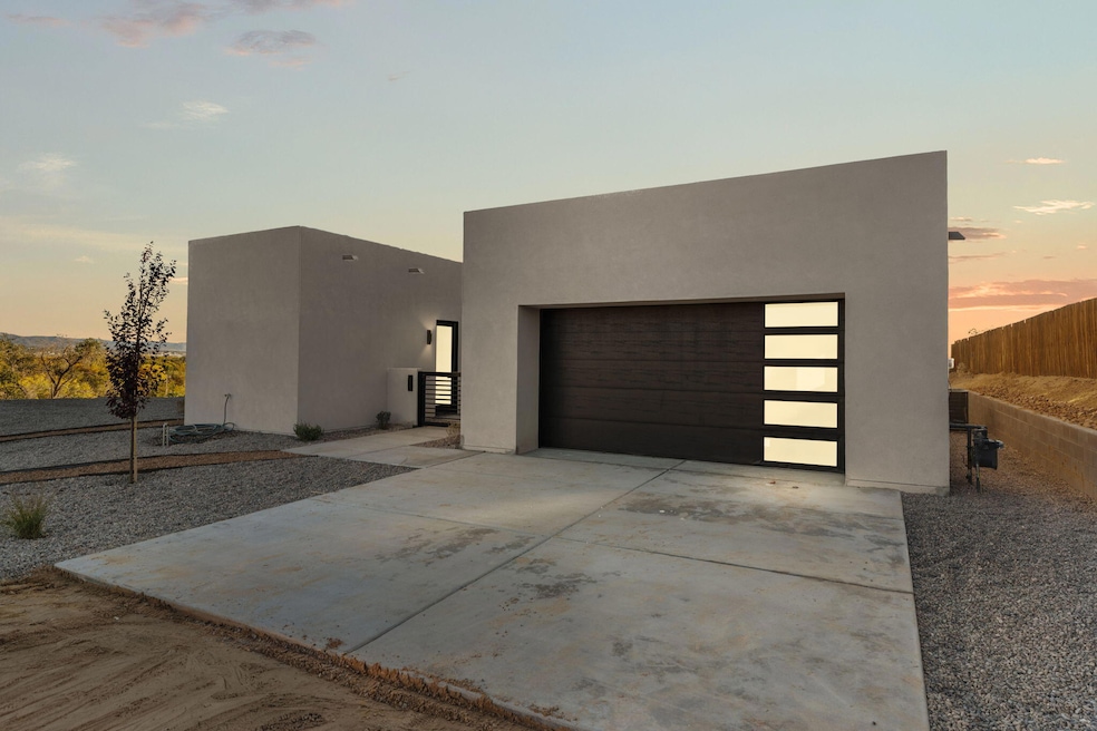 1215 Coronado Rd, Corrales, NM 87048 - photo 1