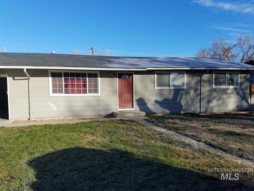 626 W Arizona Ave, Homedale, ID 83628 - photo 1