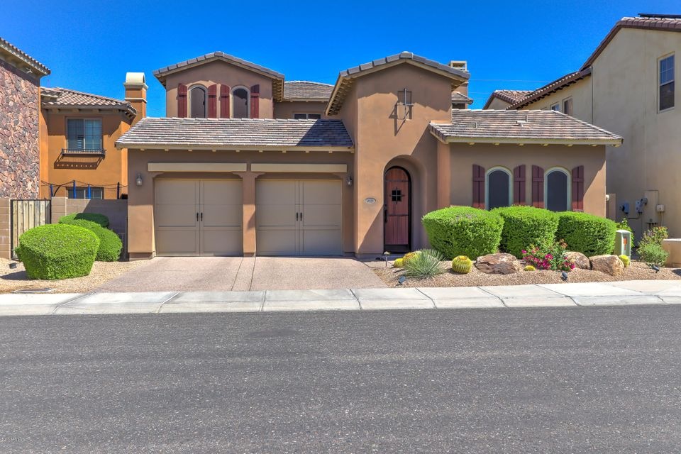 3712 E Robin Ln-4