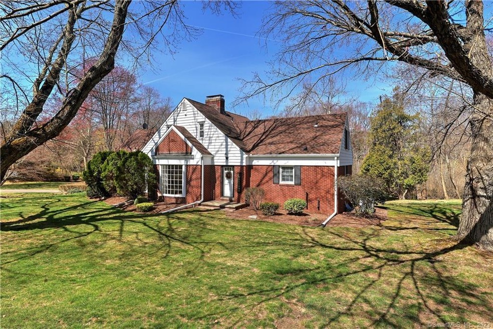 Welcome to 201 Wilson Rd, Orange CT.