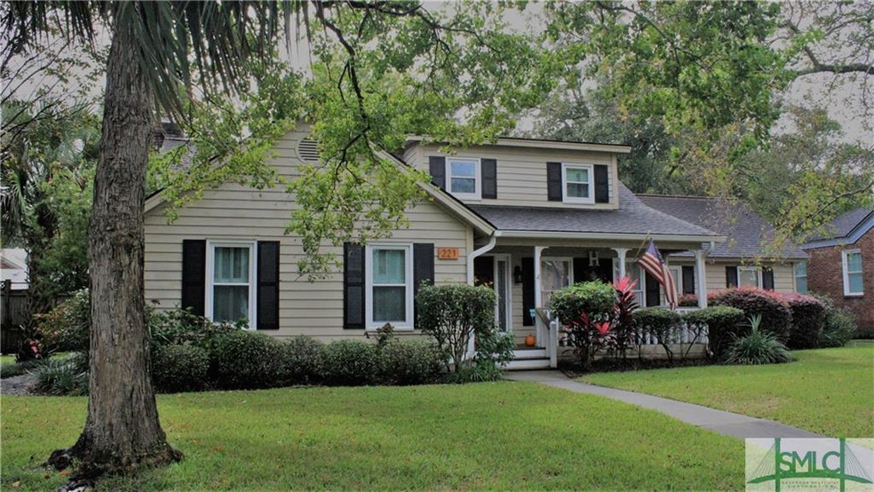 221 E 54th St, Savannah, GA 31405 - photo 1