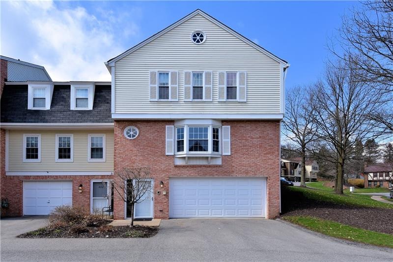 Welcome to 401 Olde Ingomar Court!
