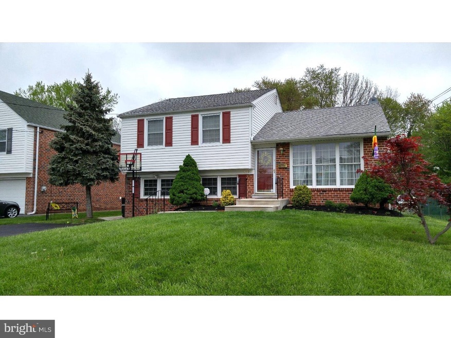 4409 Chandler Dr, Brookhaven, PA 19015 - photo 1