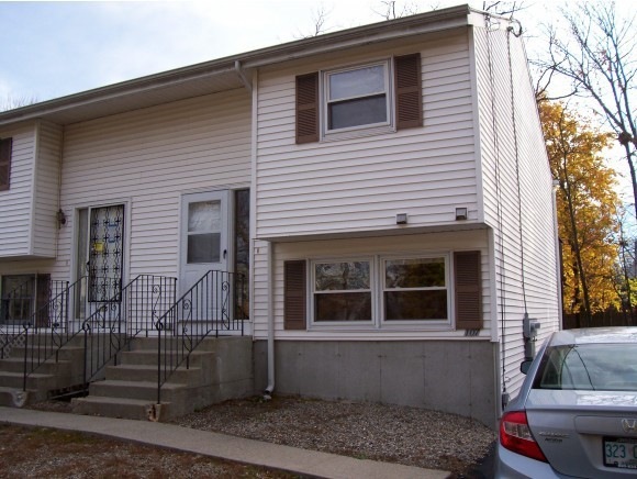 107 Glendale Ave, Manchester, NH 03103 - photo 1