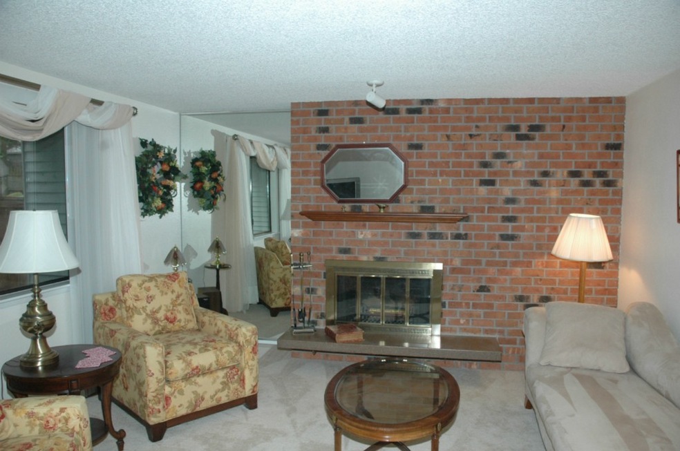 5521 Bridgeport Way W unit A, University Place, WA 98467 - photo 1