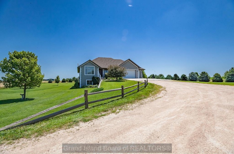 Sold $595,000