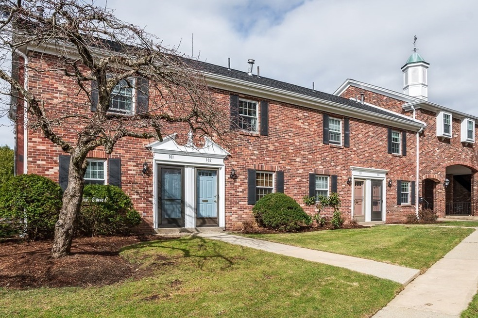 101 Windsor Dr unit 101, Framingham, MA 01701 - photo 1