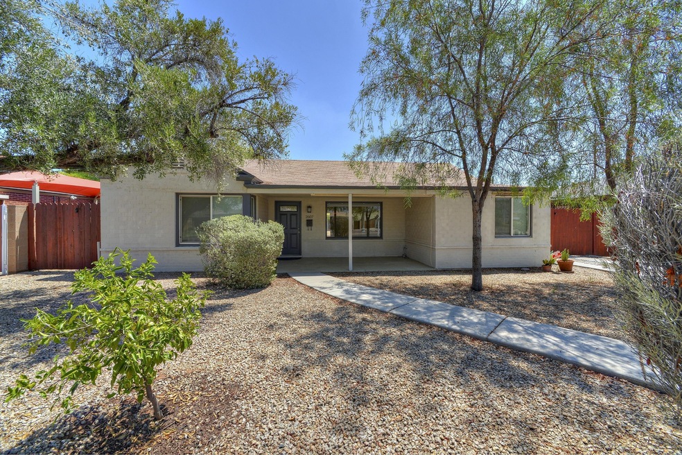 2607 N 8th St, Phoenix, AZ 85006 - photo 1
