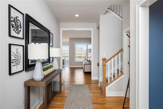 1300 SW Sapperton Rd, Lee's Summit, MO 64082 - photo 1