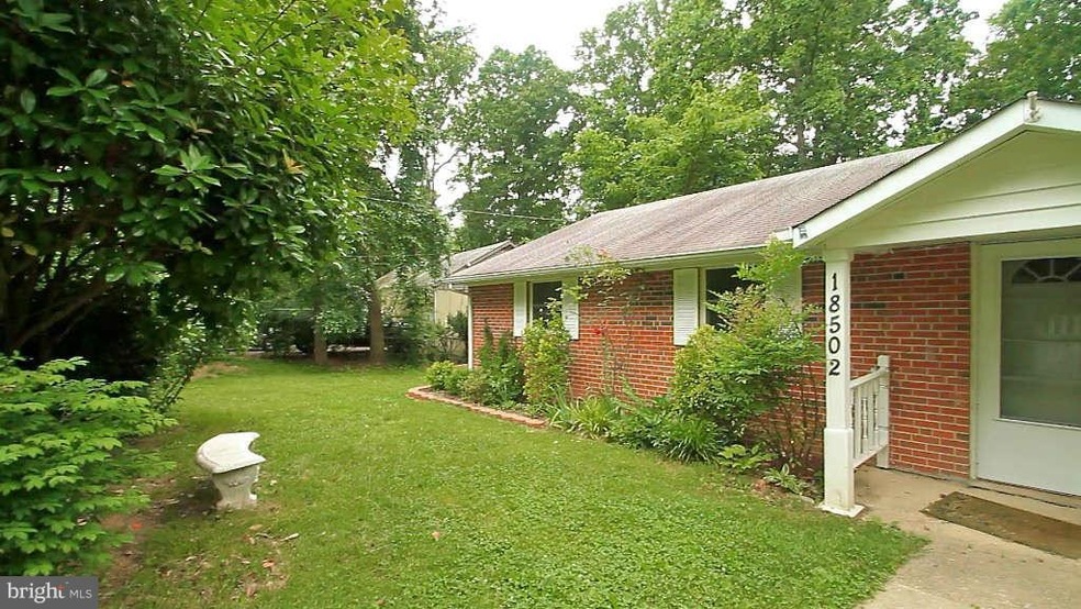 18502 Tralee Ln, Triangle, VA 22172 - photo 1