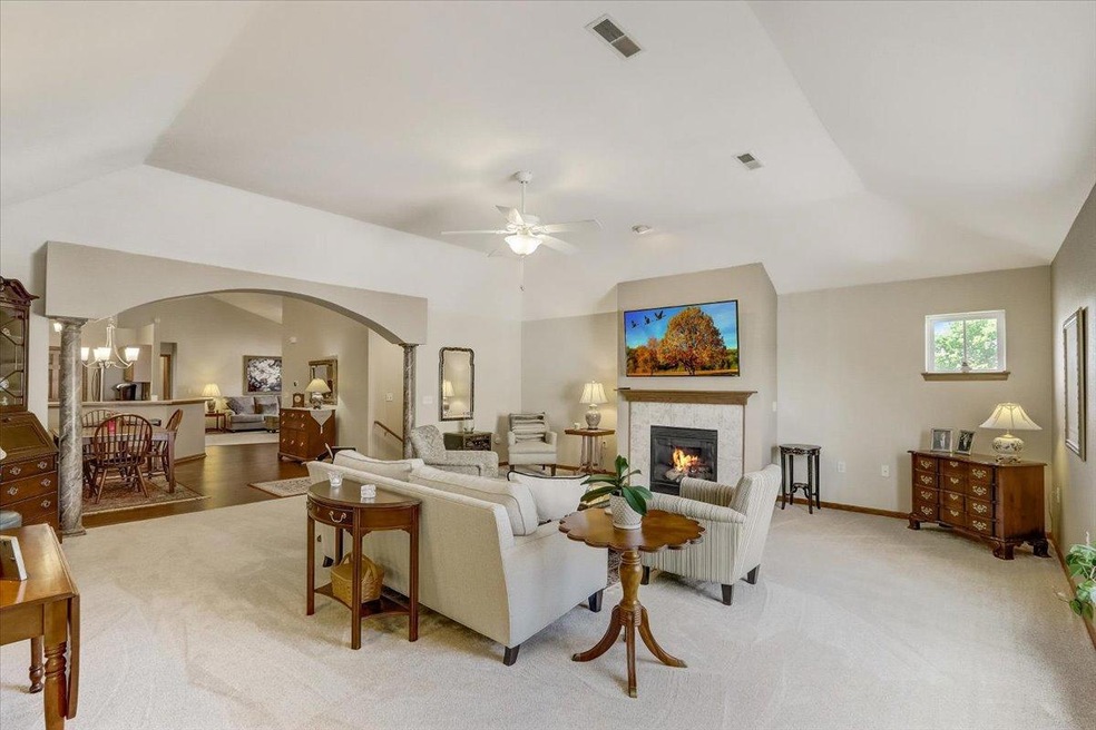 11-Grandview Ct-011