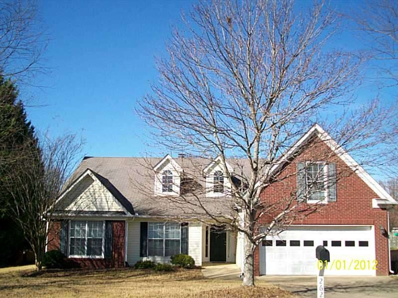 Exterior Front. Brick front w/vinyl siding