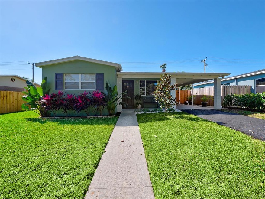 932 Andrews Rd - Front