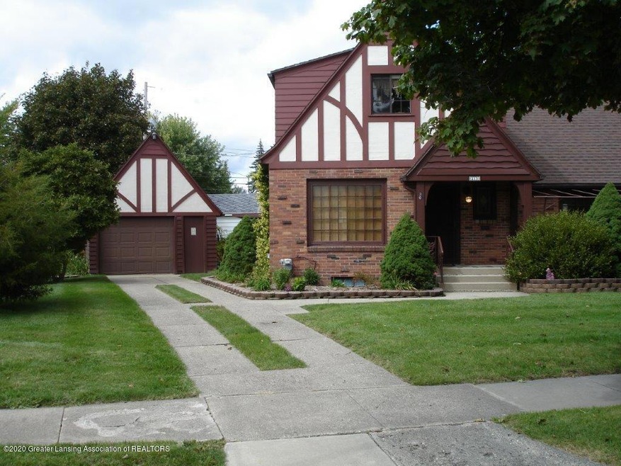 215 Spencer St, Lansing, MI 48915 - photo 1