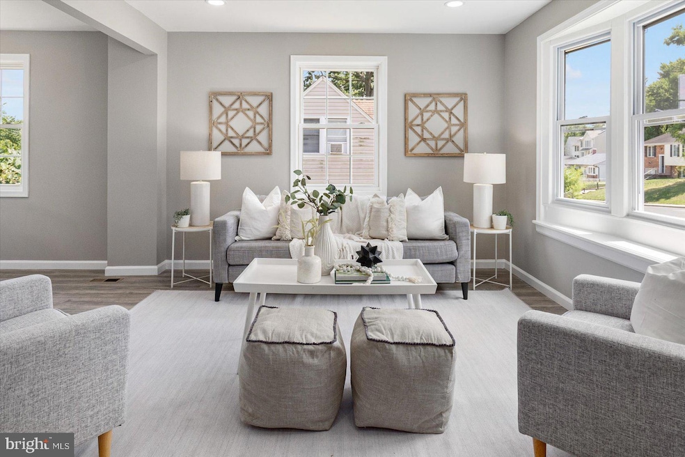 8 Mountain Rd, Linthicum Heights, MD 21090 - photo 1