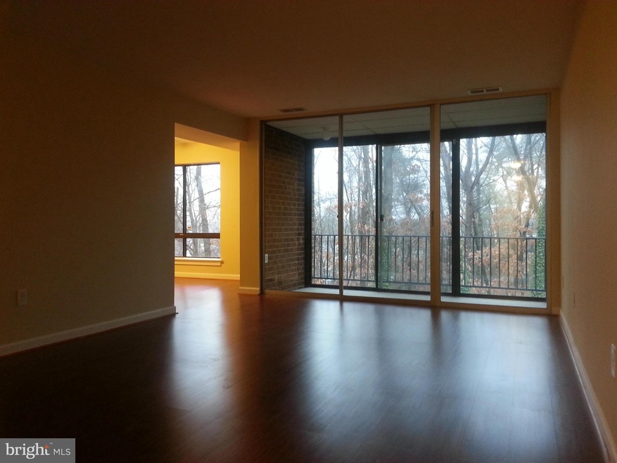 8403 Greenbelt Rd unit 2, Greenbelt, MD 20770 - photo 1