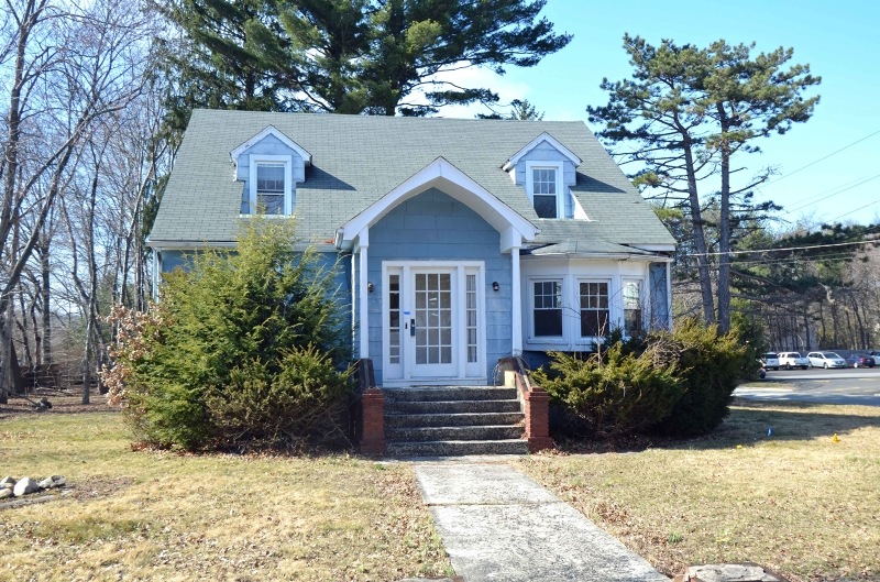 200 W Crescent Ave, Allendale, NJ 07401 - photo 1