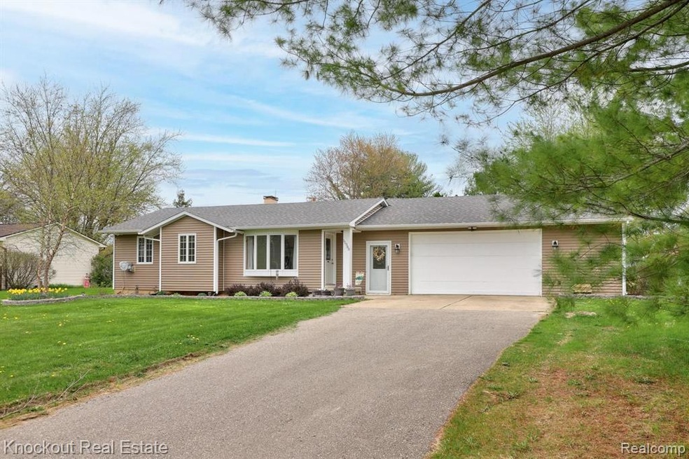 11080 Langdon Dr, Clio, MI 48420 - photo 1