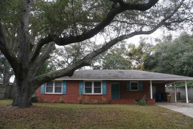 108 Highland Ave, Saint Simons Island, GA 31522 - photo 1