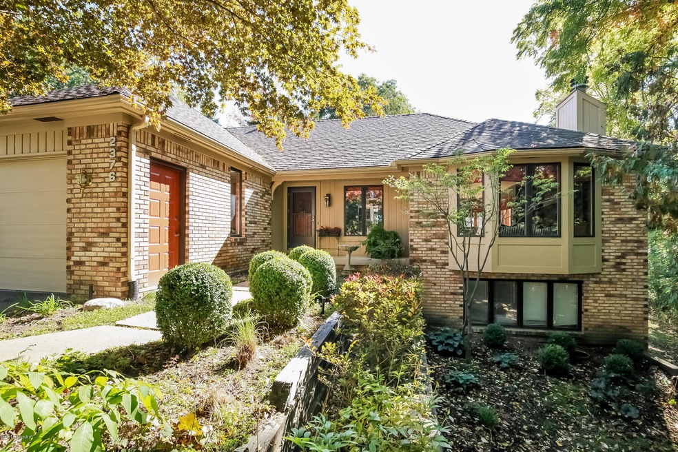 002-Front_View-3317148-medium