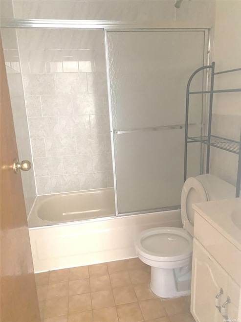 Sold $1,950,000 • Co-Listing Agent