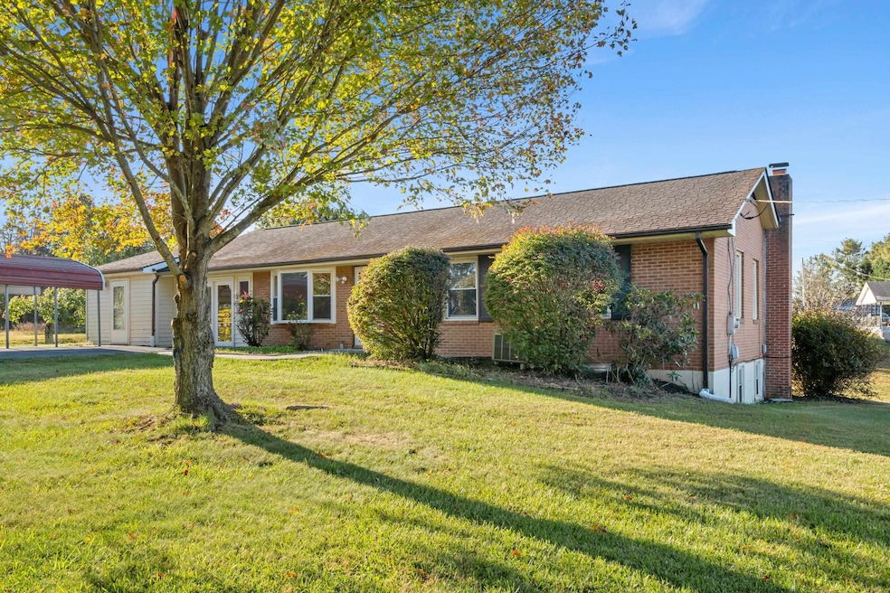 Pending $309,000 • Co-Listing Agent
